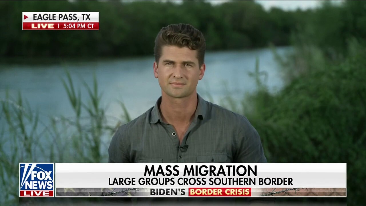 Video: Fox News thermal drone footage from the southern border