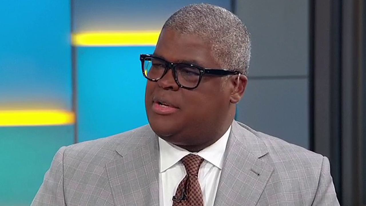 Charles Payne provides perspective on coronavirus fears, predicts impact of a Bernie Sanders' presidency