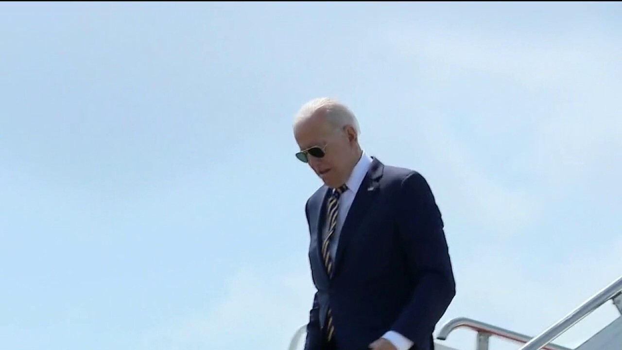 Biden walks alone outdoors in mask, sending 'confusing' signals amid updated CDC guidance