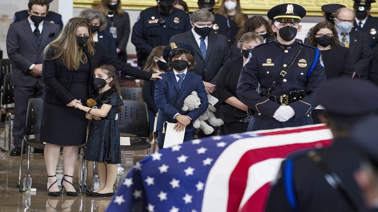 Fallen Capitol Officer William 'Billy' Evans honored in Capitol Rotunda