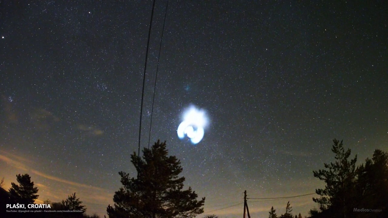 Spectacular bluish  spiral airy  from Space X rocket captured connected  video