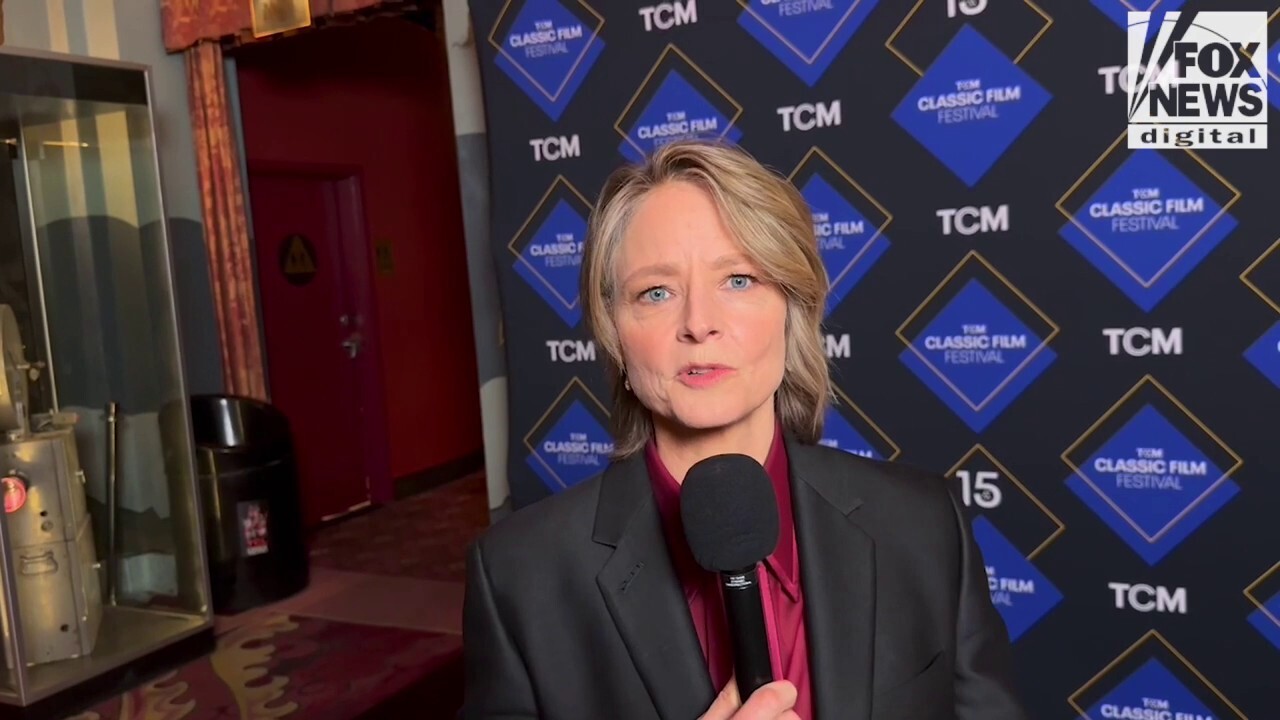 Jodie Foster can't persuade her sons to watch her films