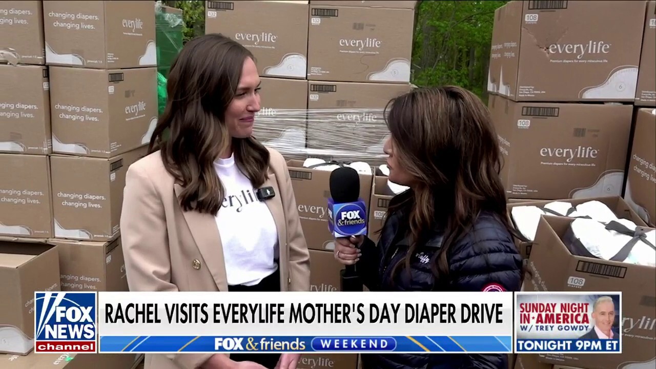 Everylife President and co-founder Sarah Gabel Seifert tells ‘Fox & Friends Weekend’ that they donated 200,000 diapers to mothers in need.