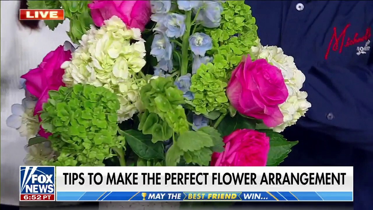 Florists share tips and tricks on how to make floral arrangements