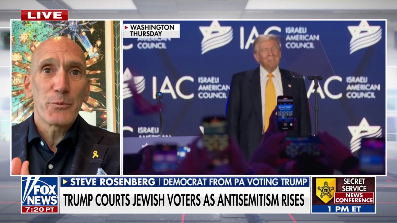 Democrat vows to support Trump over pro-Israel stance: 'There's only one candidate'