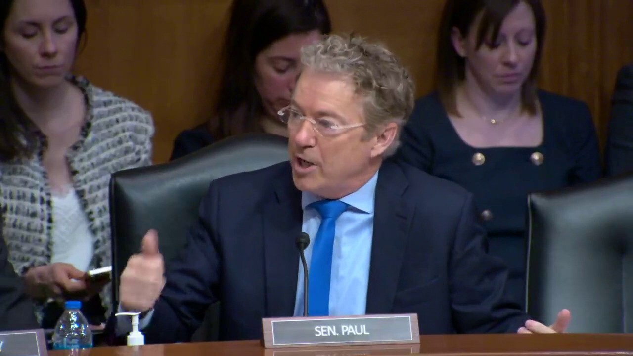 Senator Rand Paul monologues during RFK Jr's senate confirmation hearing