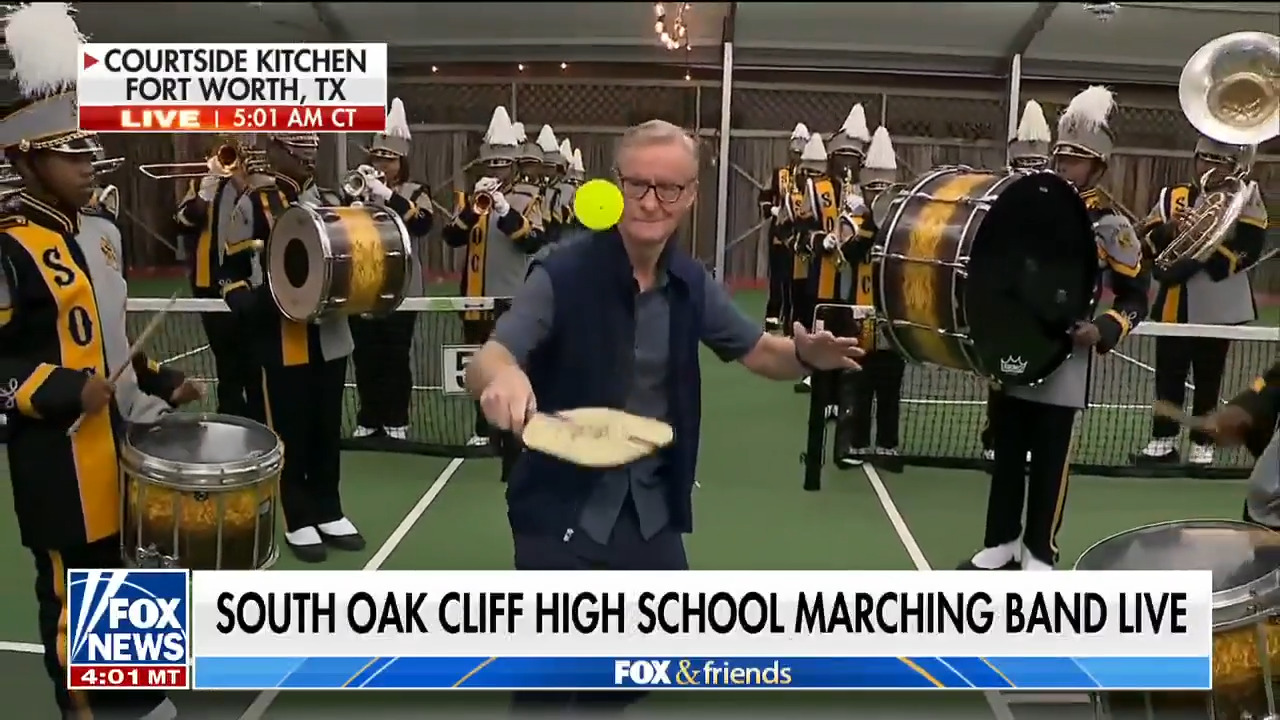 Texas high school marching band performs on 'Fox & Friends'