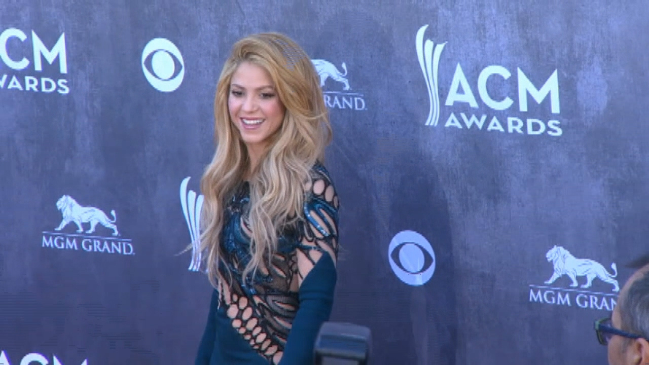 Shakira to take the big stage at Super Bowl LIV