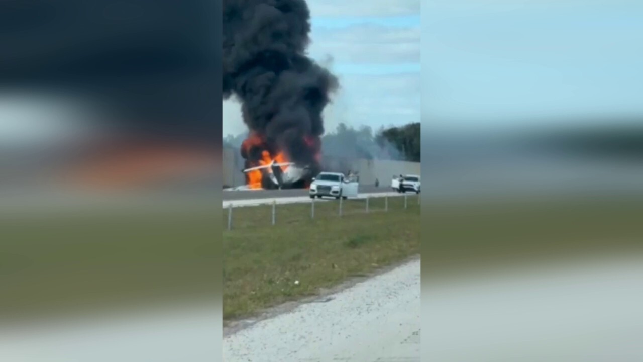 Пуснат аудиозапис от смъртоносната междущатска самолетна катастрофа във Флорида: `Изгубихме и двата двигателя`