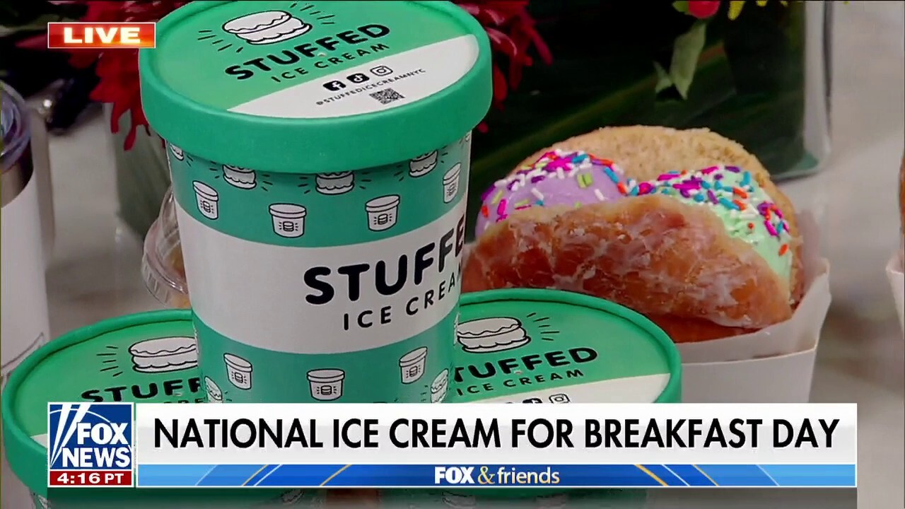 'Fox & Friends' does stuffed ice cream for breakfast