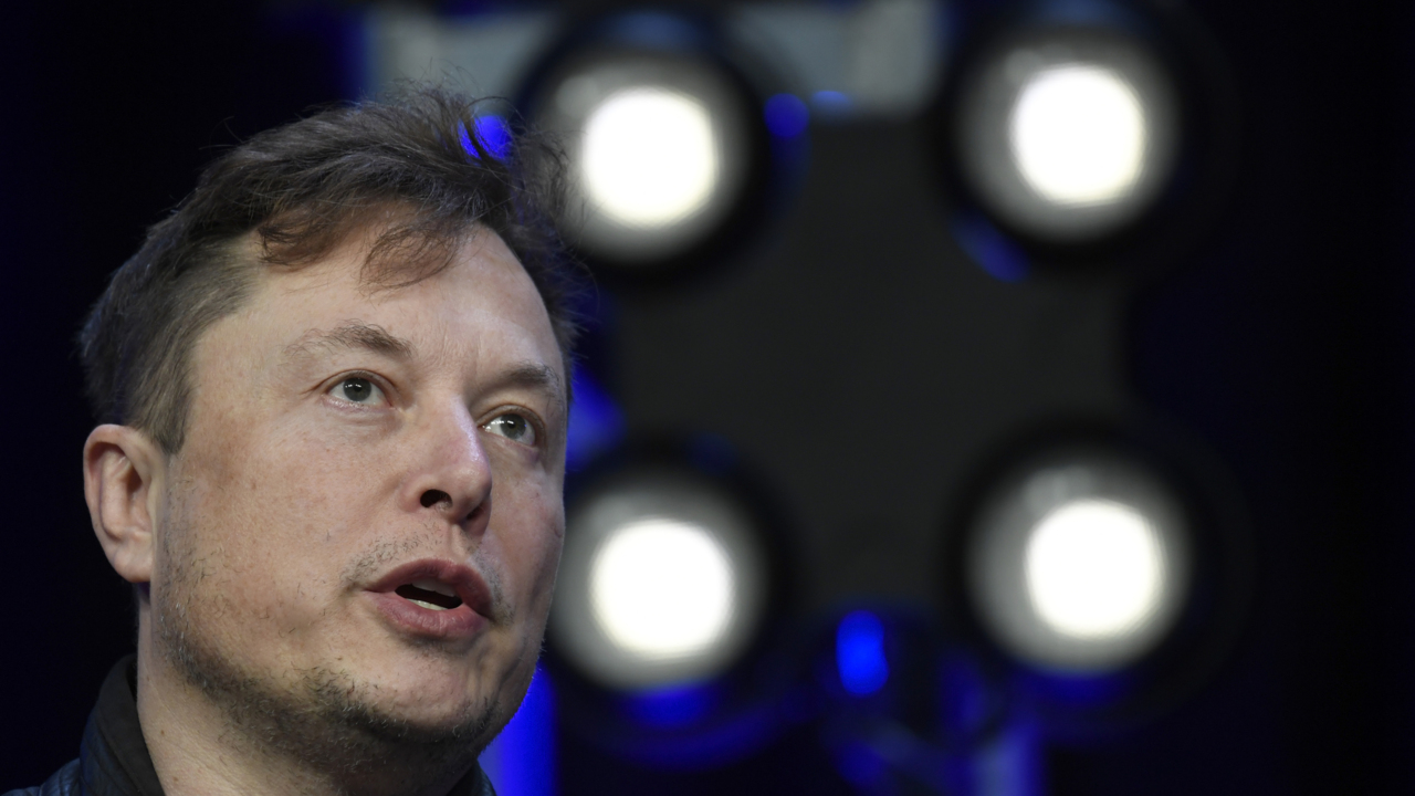 Elon Musk threatens to move Tesla headquarters to Texas or Nevada