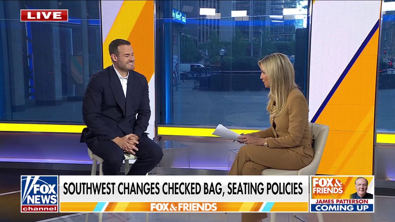Travel influencer 'The Points Guy' Brian Kelly joins 'Fox & Friends' to share his travel hacks. 
