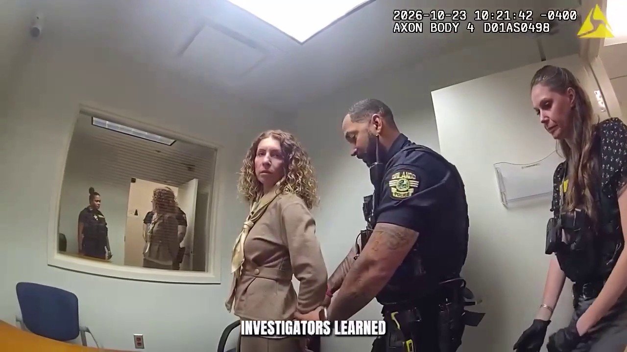 Florida mom arrested at airport after Vegas trip leaves kids home alone