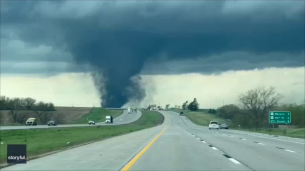 Powerful tornado tears across Nebraska