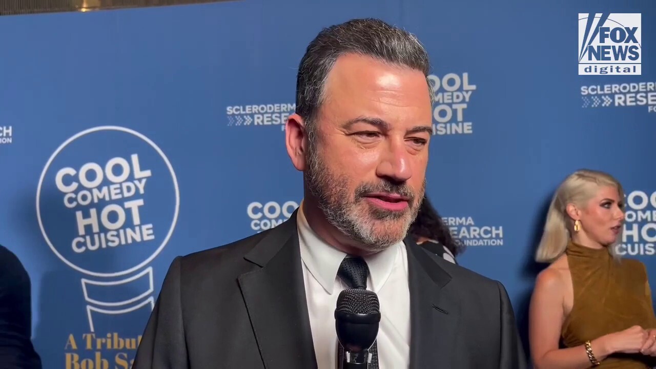 Comedian Jimmy Kimmel honors Bob Saget and supports his Scleroderma Research Foundation
