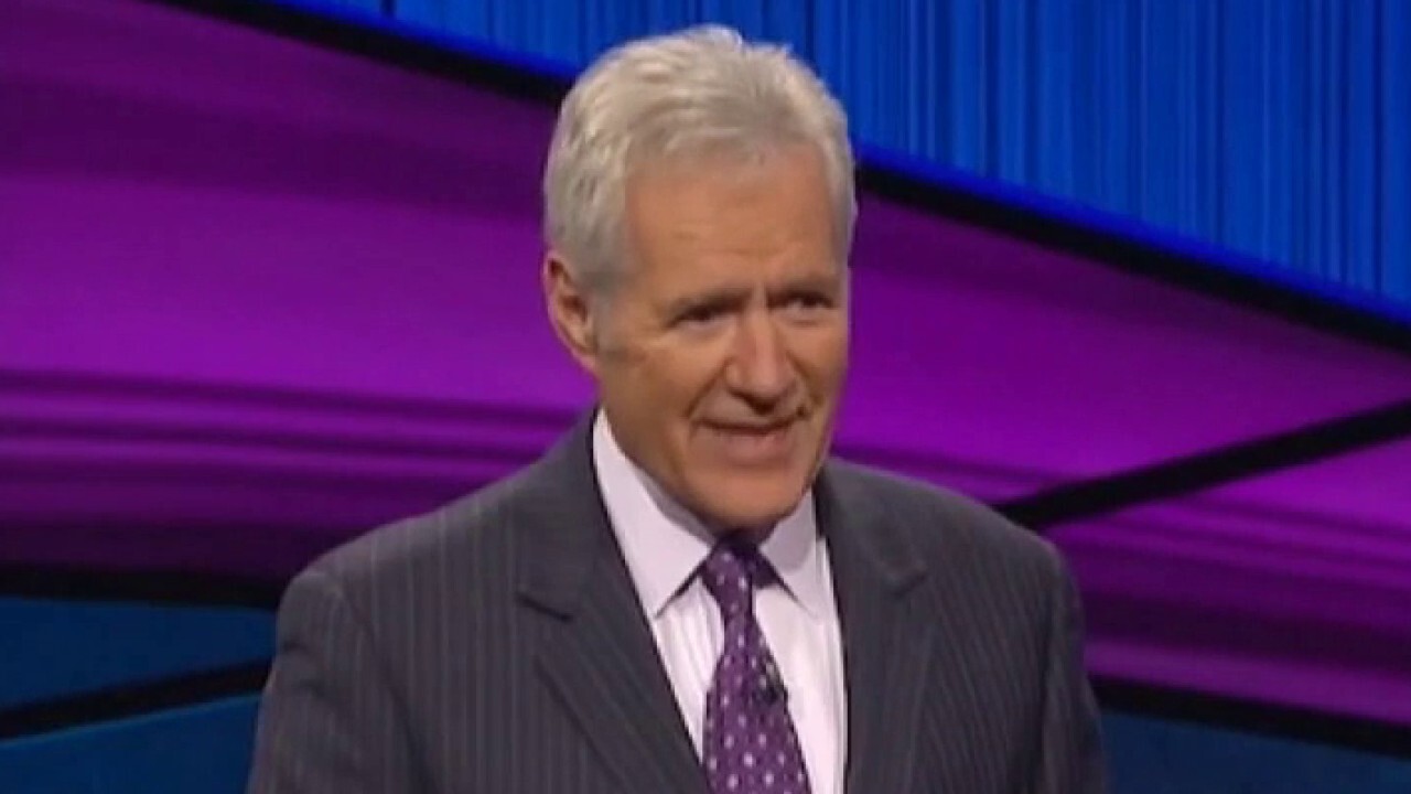 'Jeopardy!' host Alex Trebek dead at 80 after battle with pancreatic cancer