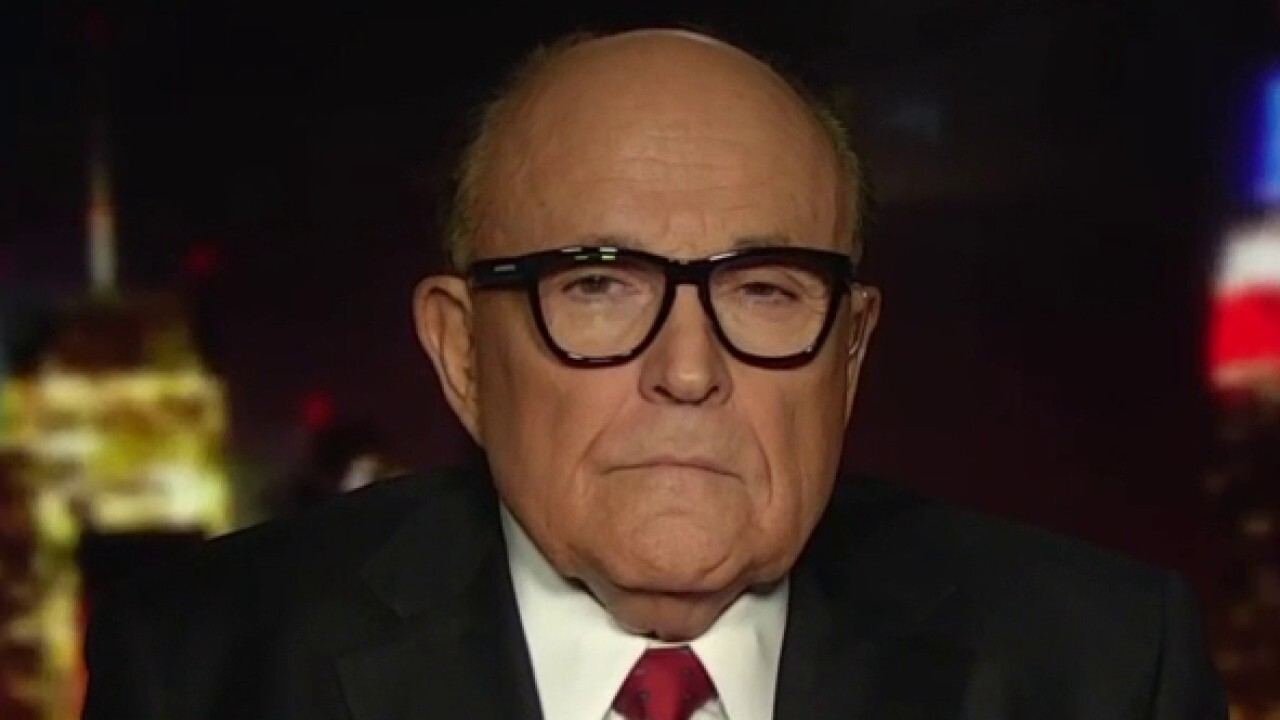 Giuliani: Obama administration was out to get Michael Flynn	