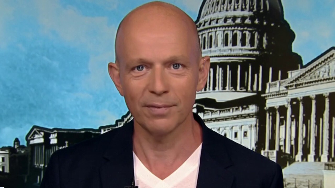 Hilton: For the left masks are now a political symbol