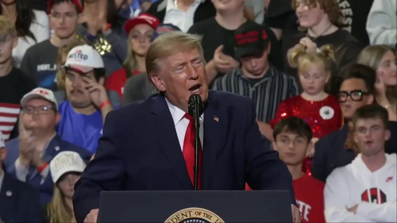 Ohio crowd chants 'deport' as Trump blasts Ilham Omar