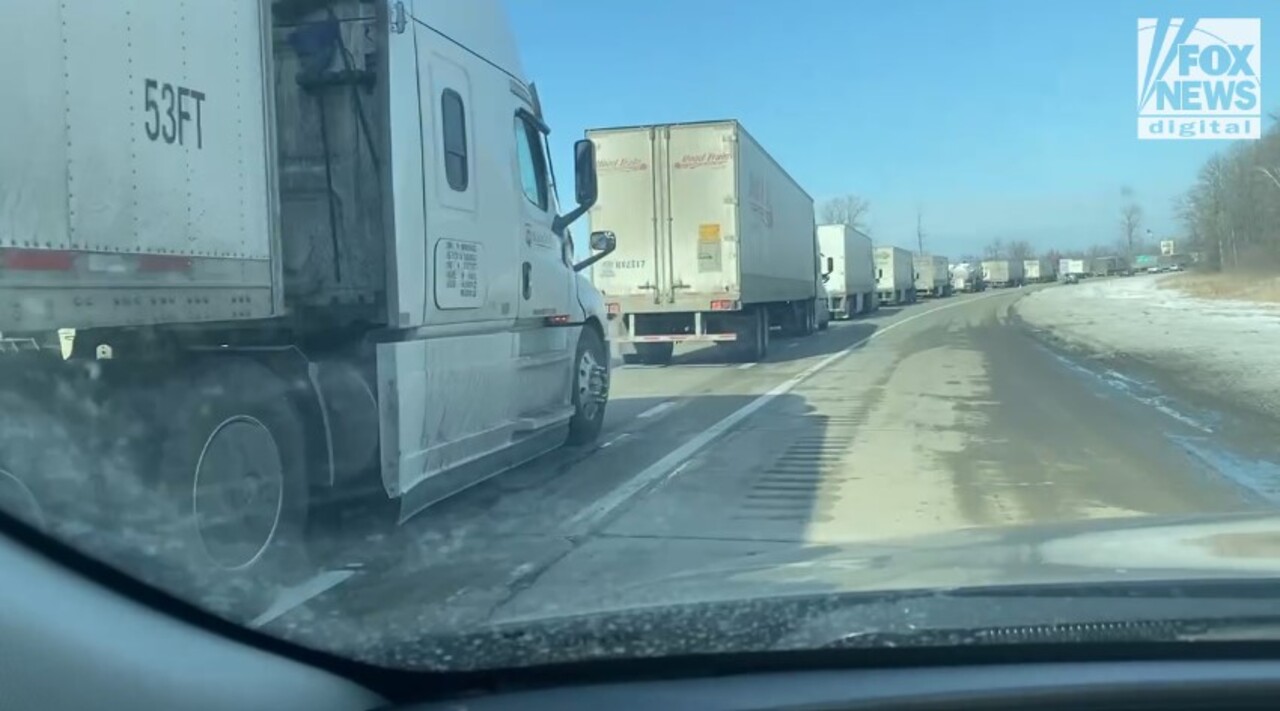 Canada trucker protests cause 9 mile backup from Blue Water Bridge in Port Huron, MI
