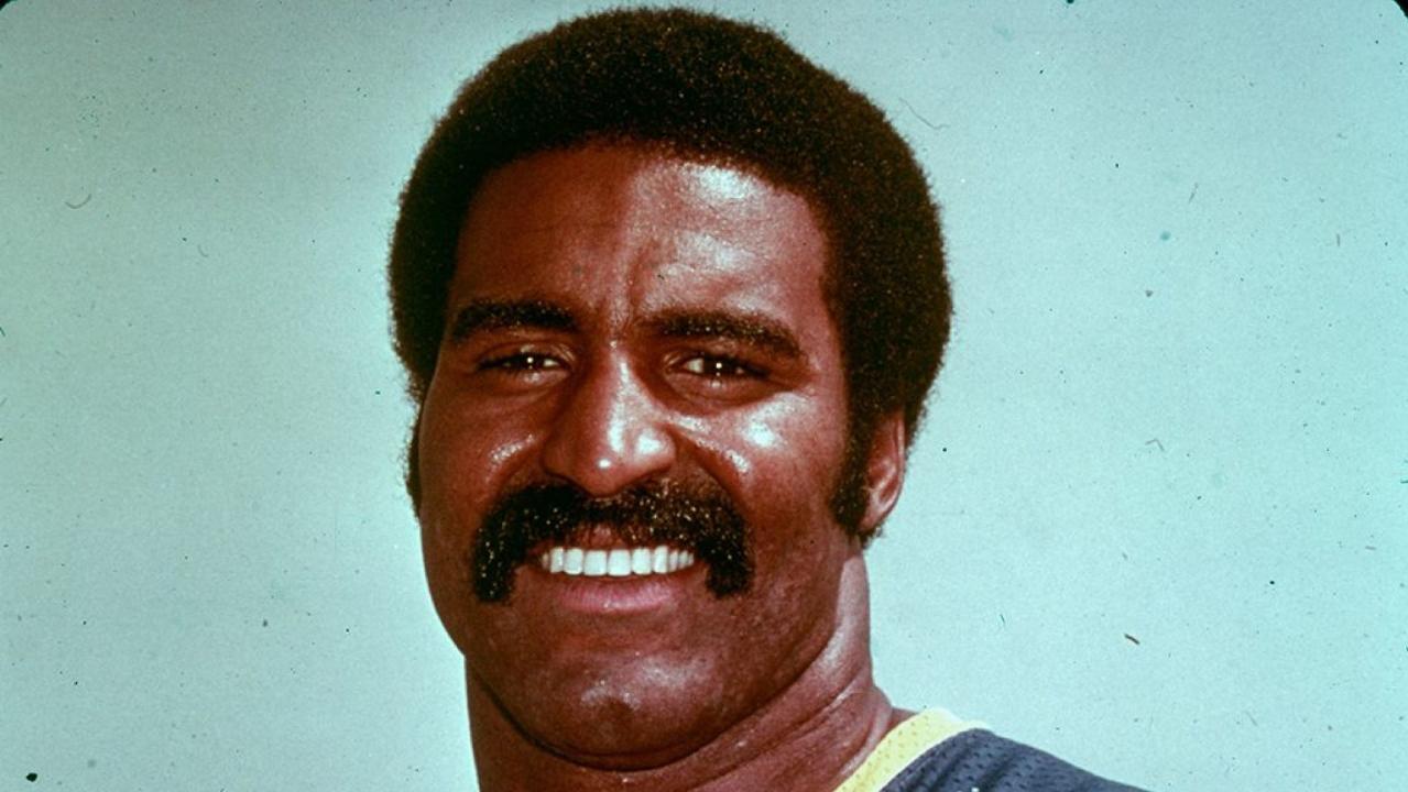 Ex-NFL star Isiah Robertson killed in car crash in Texas