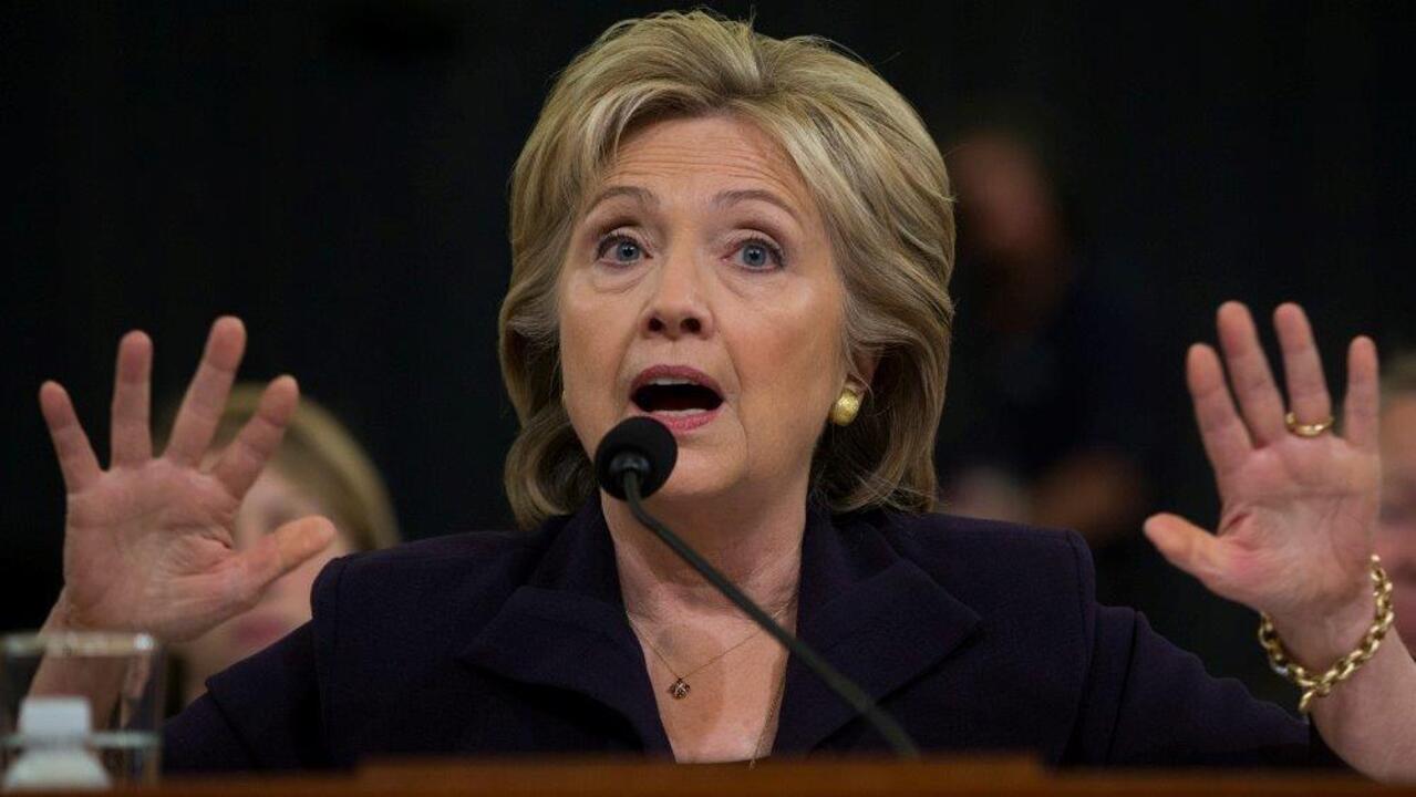 Will Benghazi attacks start to catch up to Hillary Clinton?