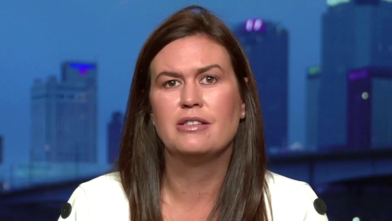 Sarah Sanders blasts Bolton: 'He's a disgrace to the country, was drunk on power'