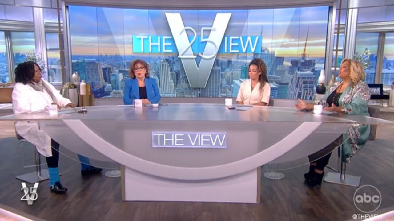 Whoopi Goldberg goes off on ‘View’ co-host for slight against ‘Hollywood elite’: ‘It really pisses me off’