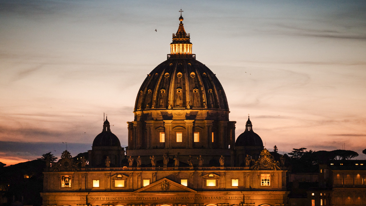  Sunset astatine  Vatican City aft  predetermination  of Pope Leo XIV