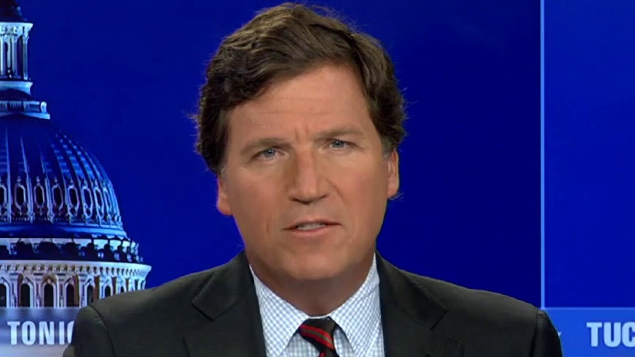 Tucker Carlson: The people in charge seem to only tell the truth by accident