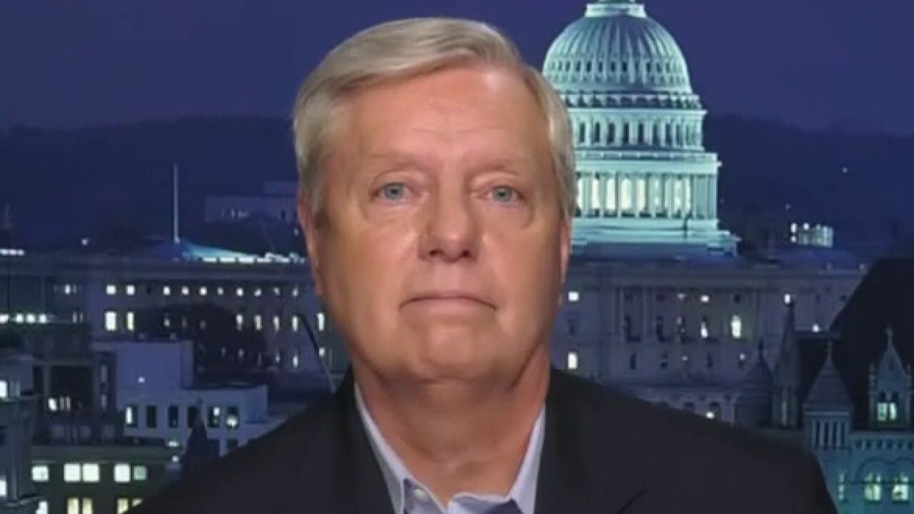 Lindsey Graham hits at Anthony Fauci: I smell a rat