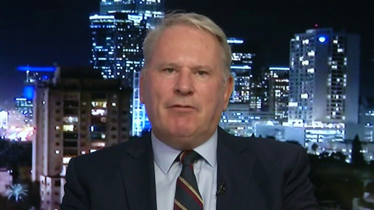 Col. Richard Kemp: Israel is being 'restrained' by almost every sinew from the Biden-Harris admin