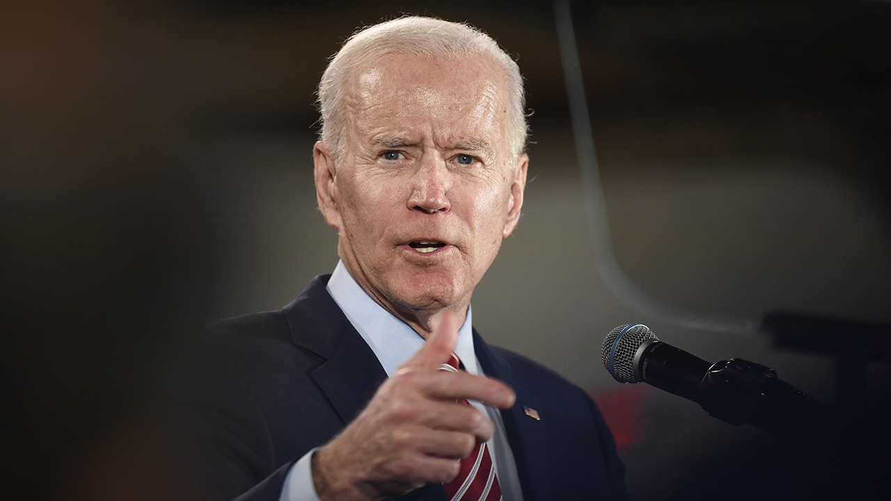 Biden slides to the left on immigration, apologizes for Obama-era policies