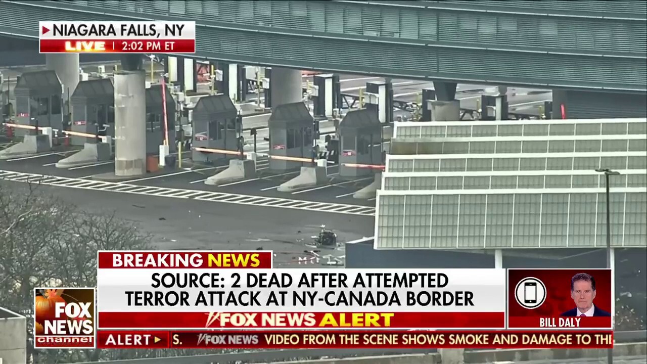  Former FBI investigator Bill Daly: There may have been a high value target at New York border explosion