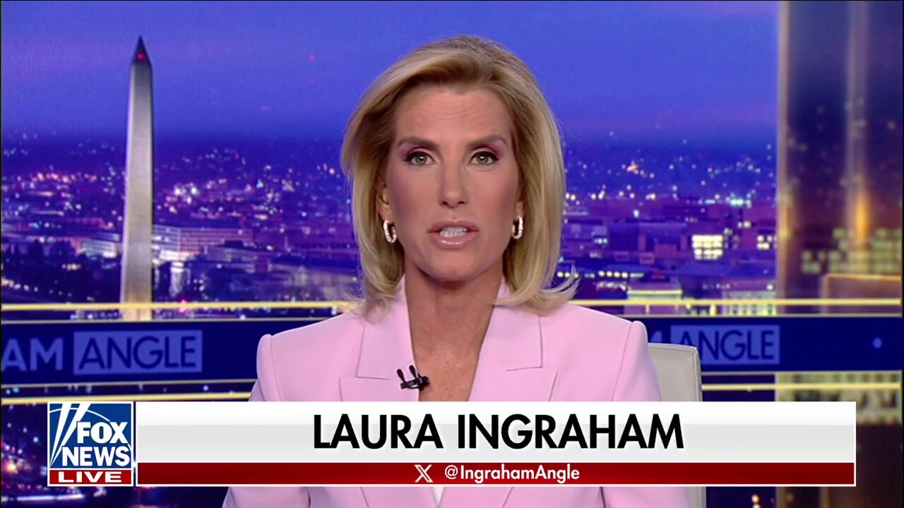 Водещата на Fox News Лора Инграхам призовава опита на президента