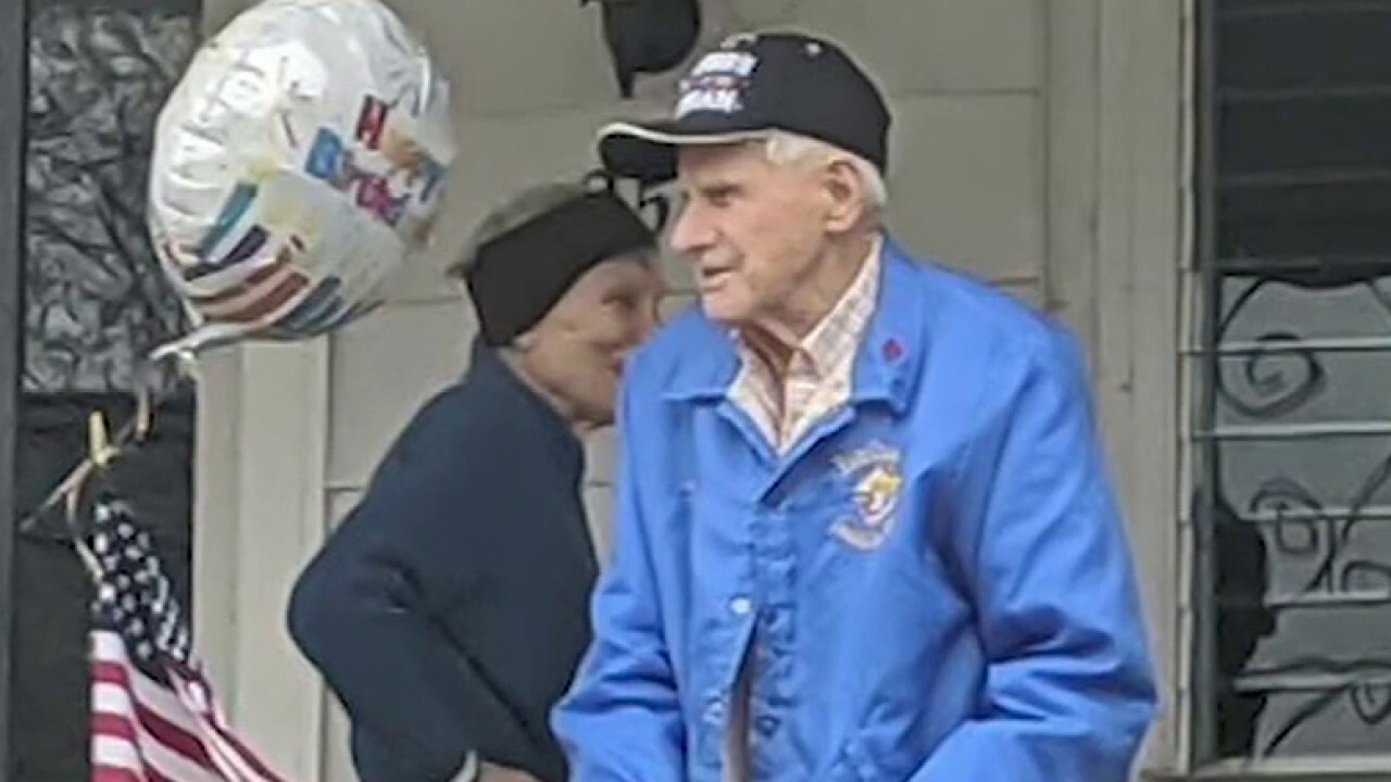 Community comes together to celebrate WWII veteran's 100th birthday
