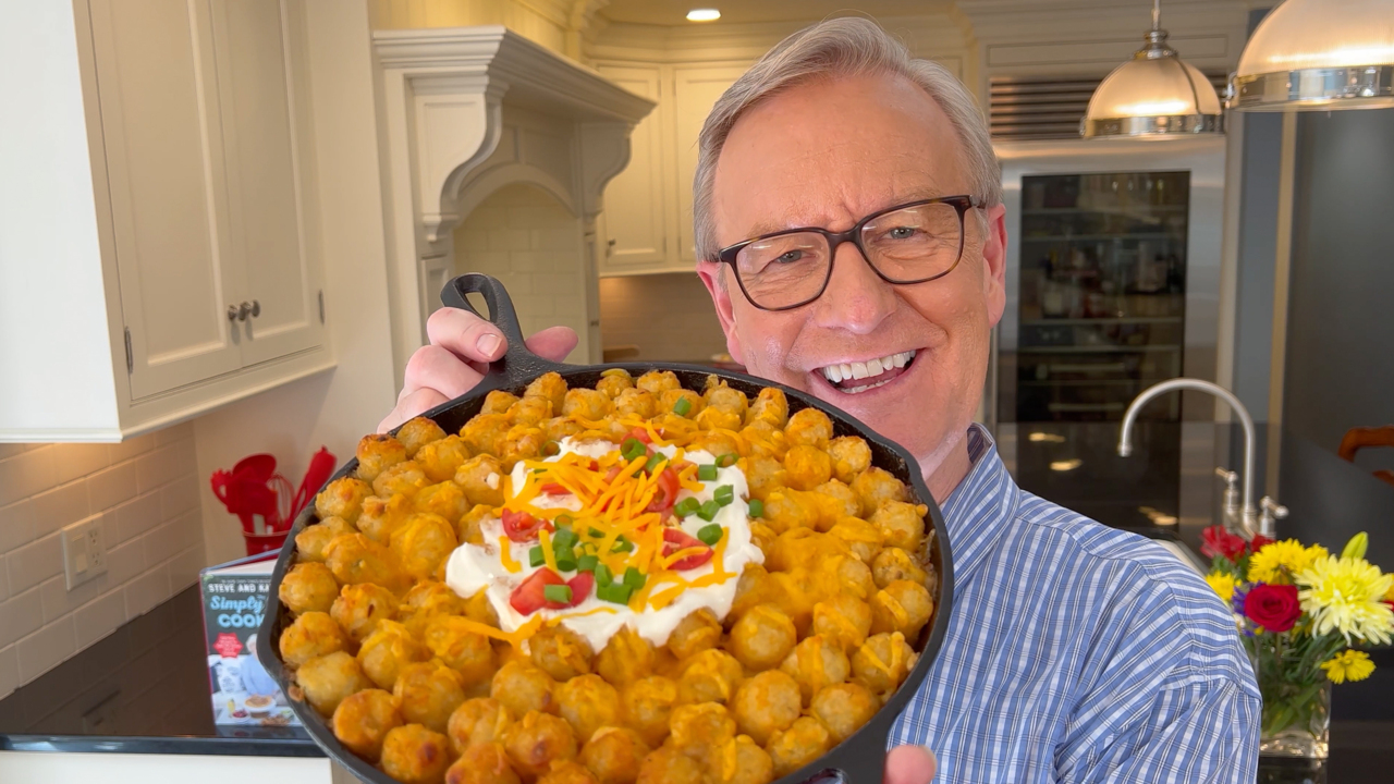 Steve Doocy shares how to cook his Iowa Caucus Casserole