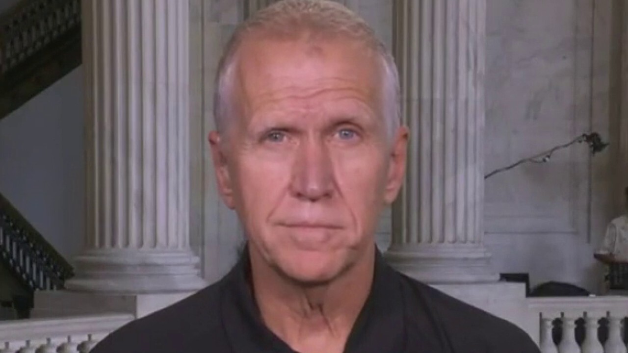 White House has a 'lack of valid arguments' for student debt relief package: Sen. Thom Tillis