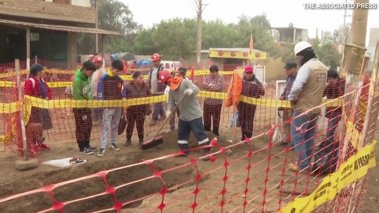 1,000-year-old pre-Incan mummy discovered by utility workers in Peru
