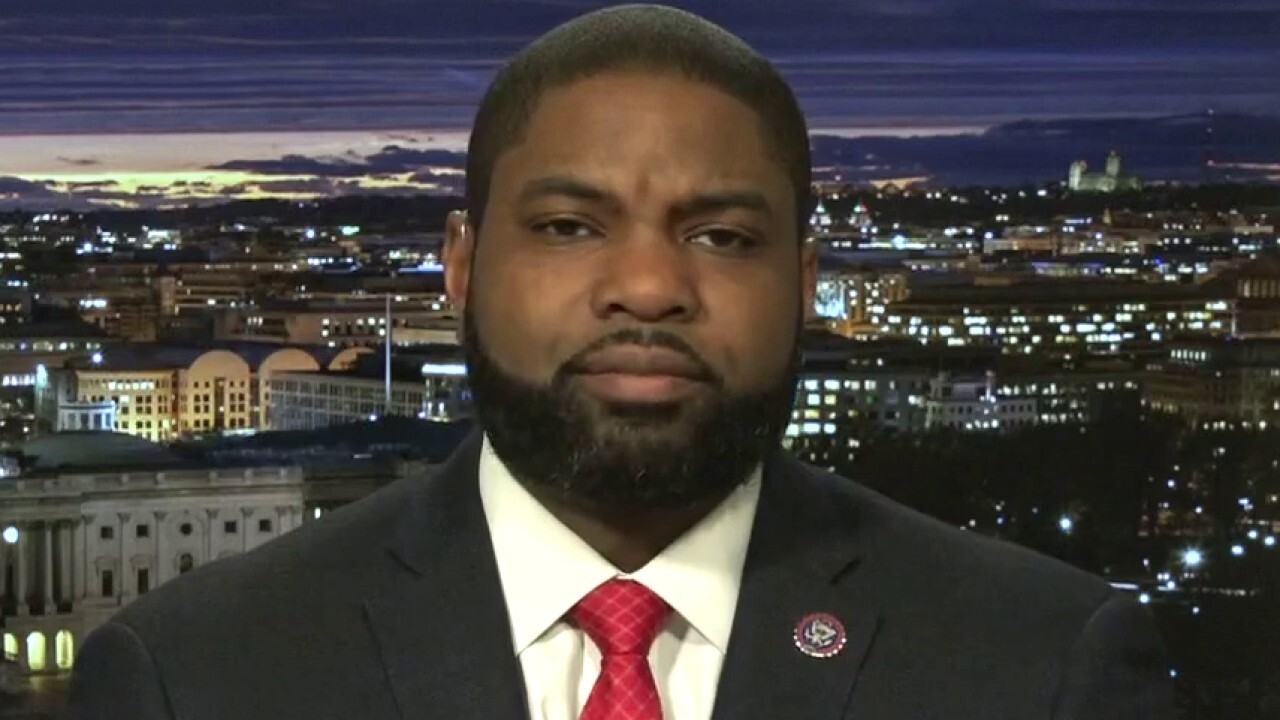 Rep. Donalds responds to CNN commentator calling on him to resign after Capitol riots