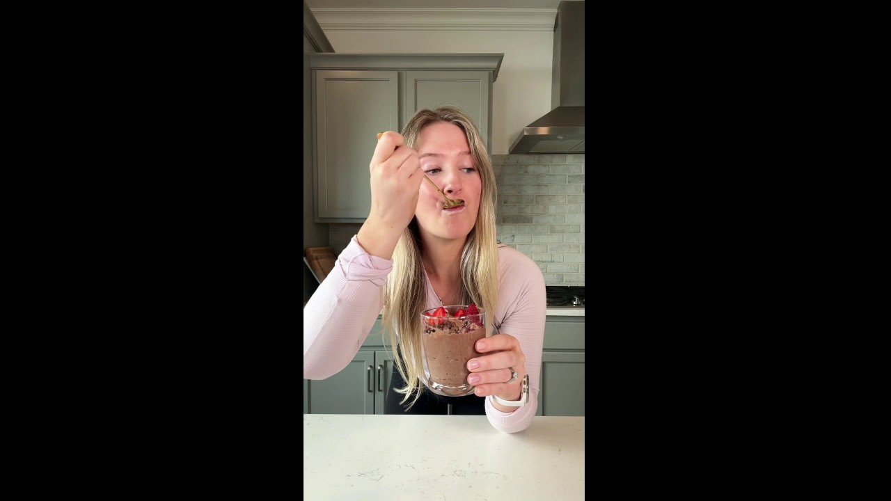 High-protein chocolate chia pudding packs 50 grams of protein in just 5 minutes