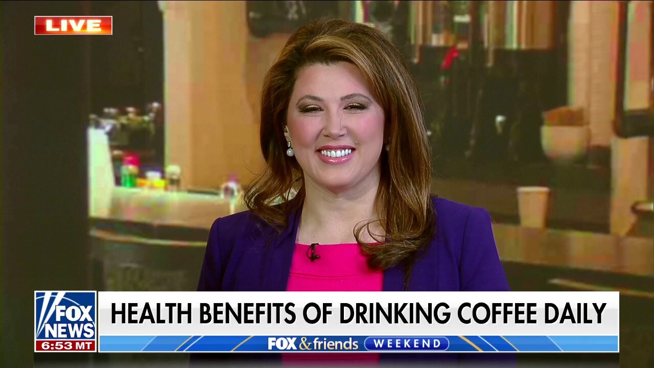 New study shows drinking coffee daily can lead to living longer: Dr. Janette Nesheiwat