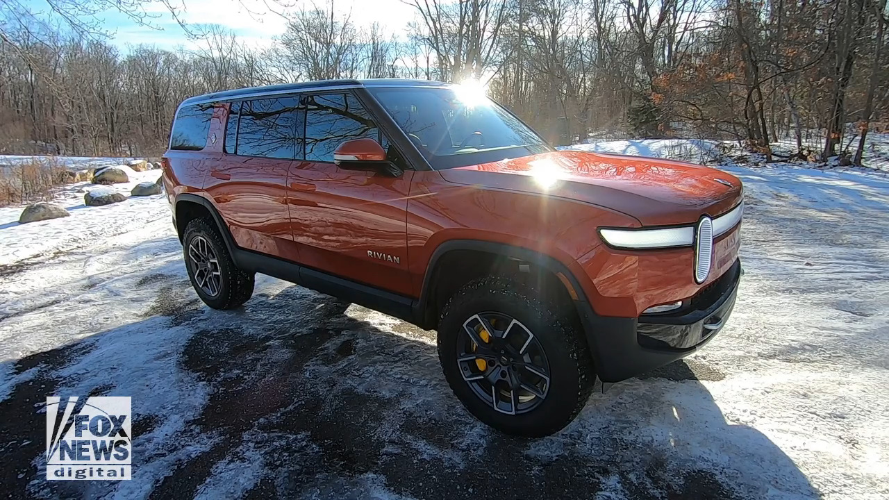 Review: 2022 Rivian R1S