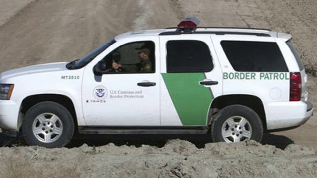 US border officials bracing for border surge expected in May