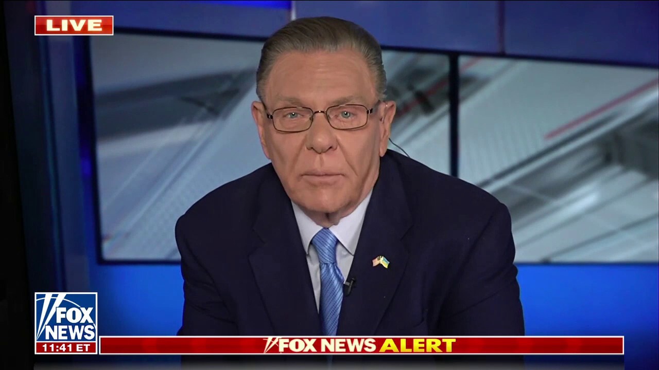 Germans pushing US to send their own tanks to Ukraine is for ‘political cover’: Gen. Jack Keane