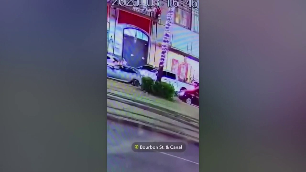 Video shows driver of truck plowing into crowd in deadly New Orleans attack