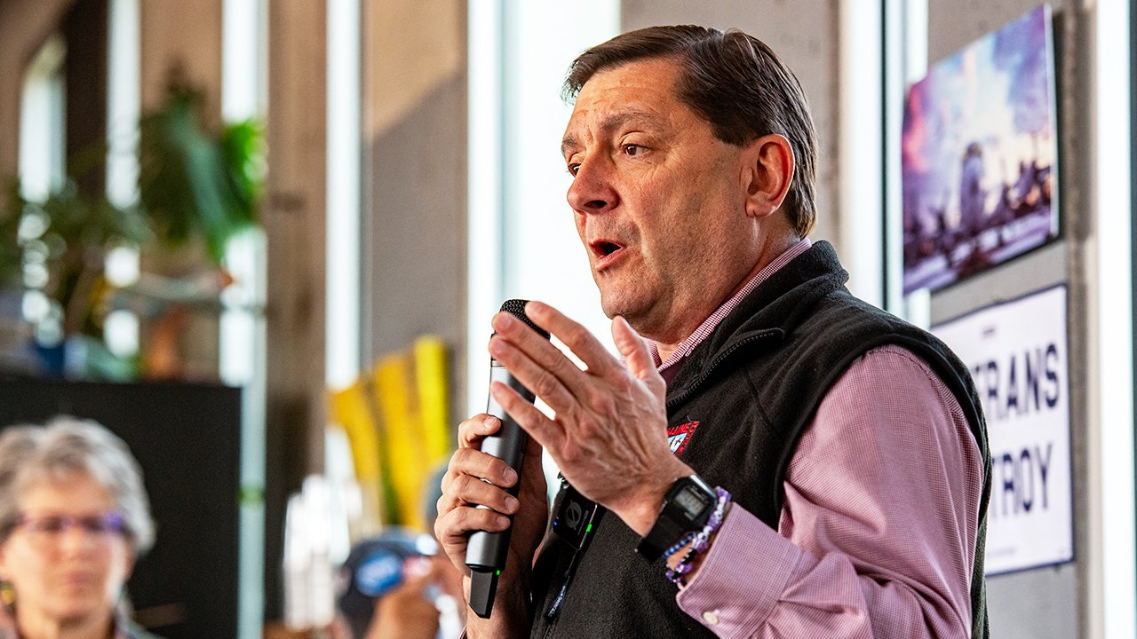 WATCH LIVE: Dem Sen. nominee Troy Jackson holds fireside chat in Kittery, Maine