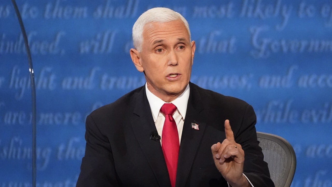 Pence calls out media during VP debate