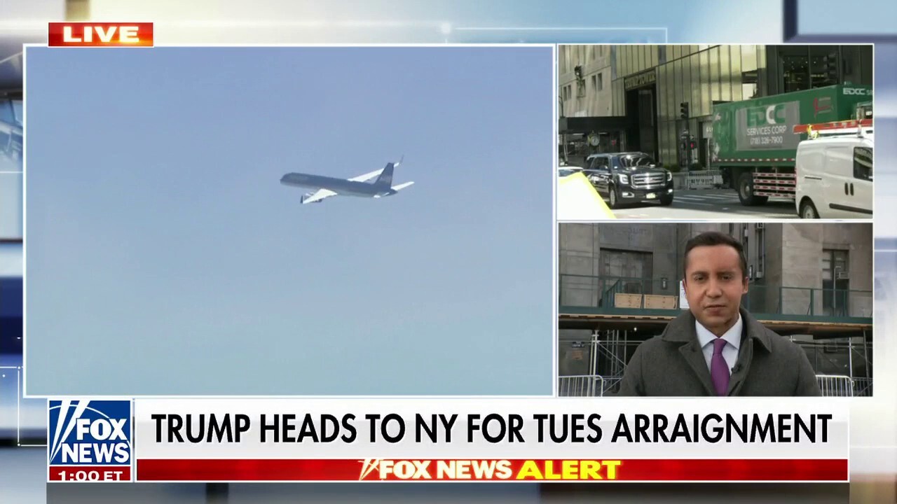 Trump heads to New York ahead of Tuesday arraignment