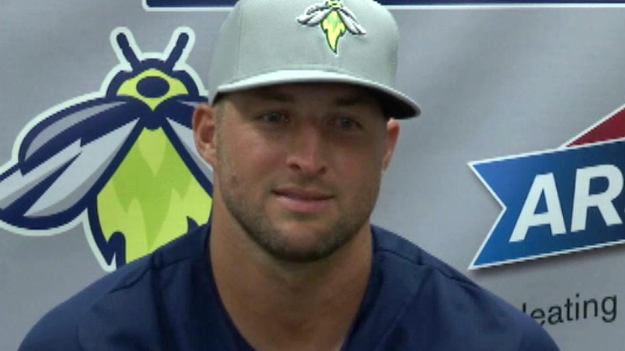 Tim Tebow talks about belief in God and baseball